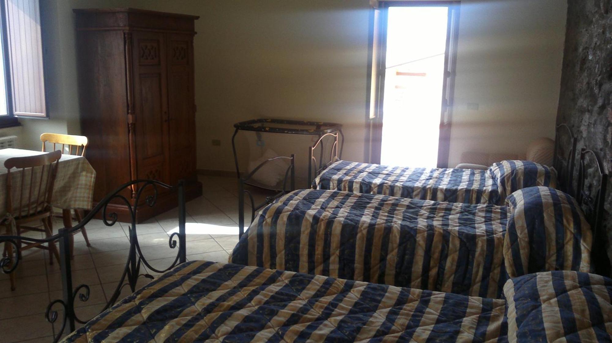Agriturismo La Palombara Paola Kültér fotó