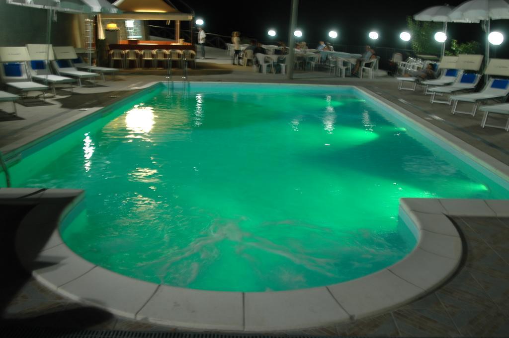 Agriturismo La Palombara Paola Kültér fotó