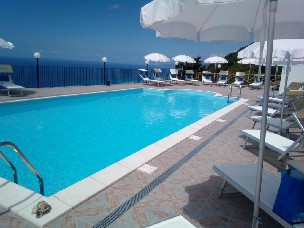 Agriturismo La Palombara Paola Kültér fotó